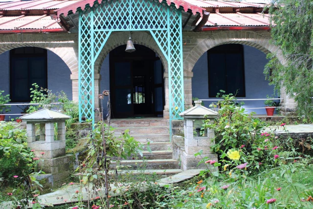 Hotel Khali Estate Binsar Exterior foto